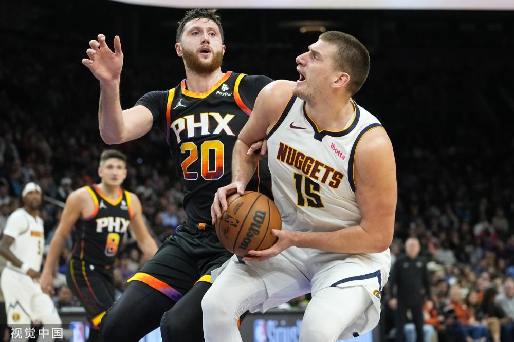 许多人对他 许多人对他