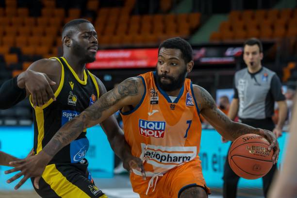 法鹰要价6 法鹰要价6