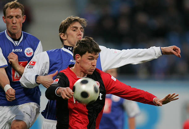 们能否在场 们能否在场